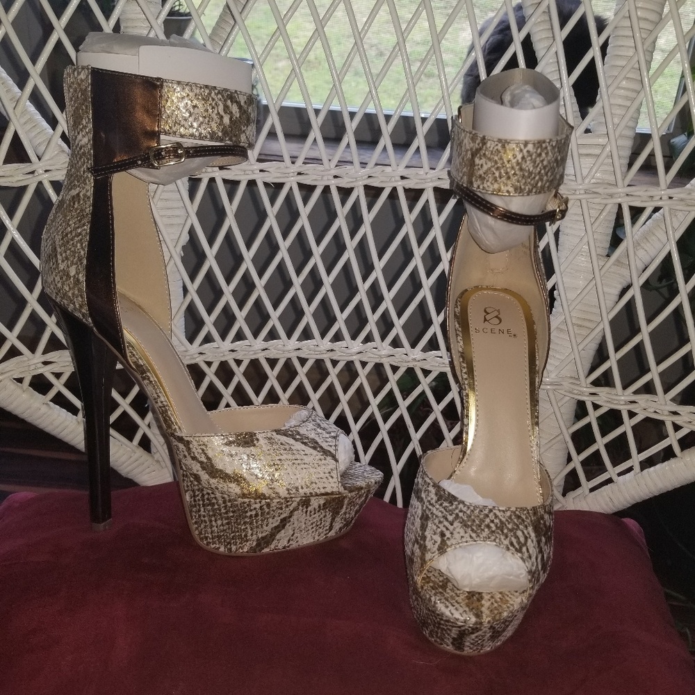 Snake Print Heels!
